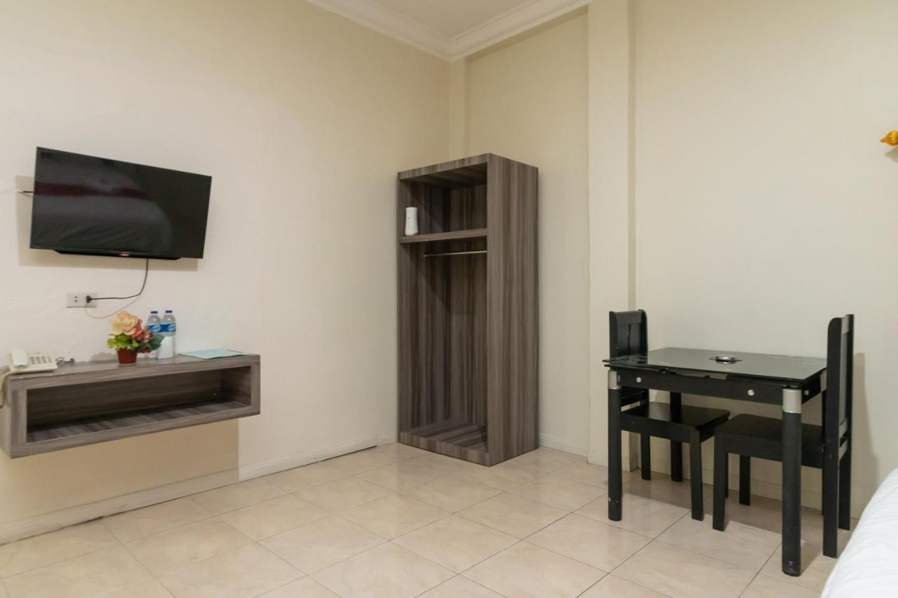 מלון Reddoorz @ פמטנגסיאנטר מראה חיצוני תמונה
